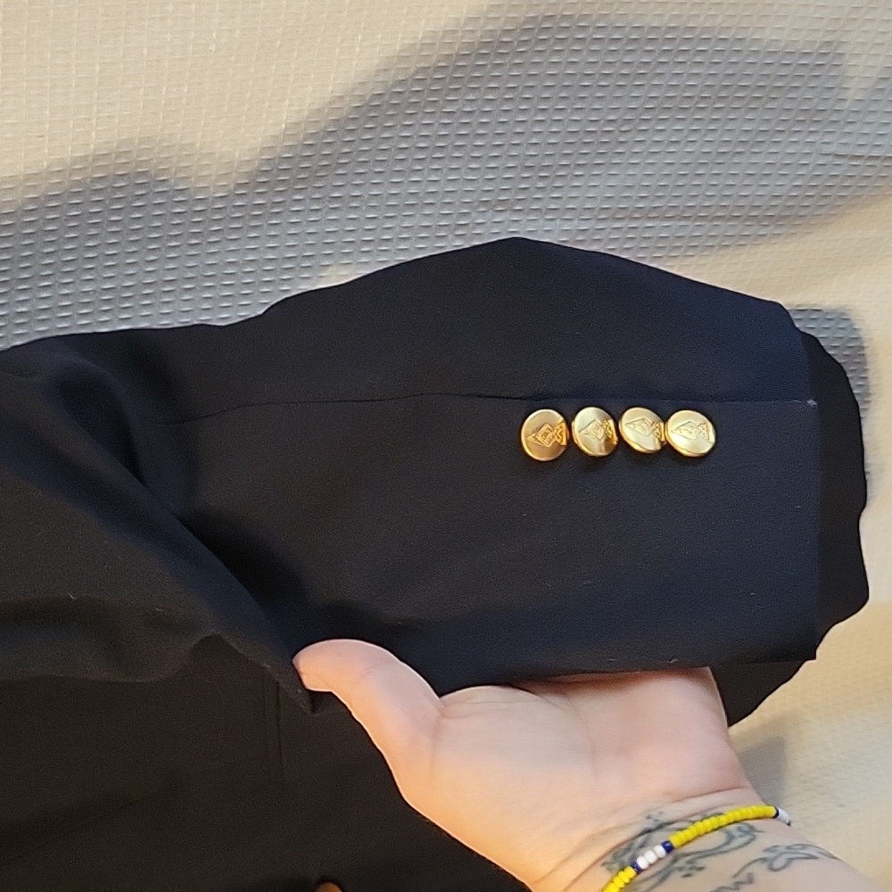 Austin Reed 2 Button Blazer - Picture 2 of 7